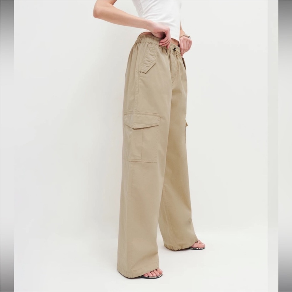 REFORMATION AKIO PANTS IN MARZIPAN Sz 28 CARGO NWT
